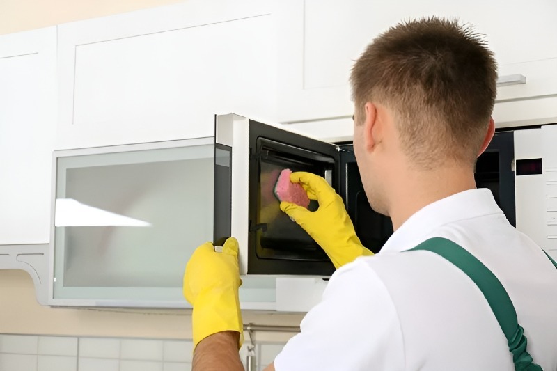 Buld-in Microwave Repair in Hialeah